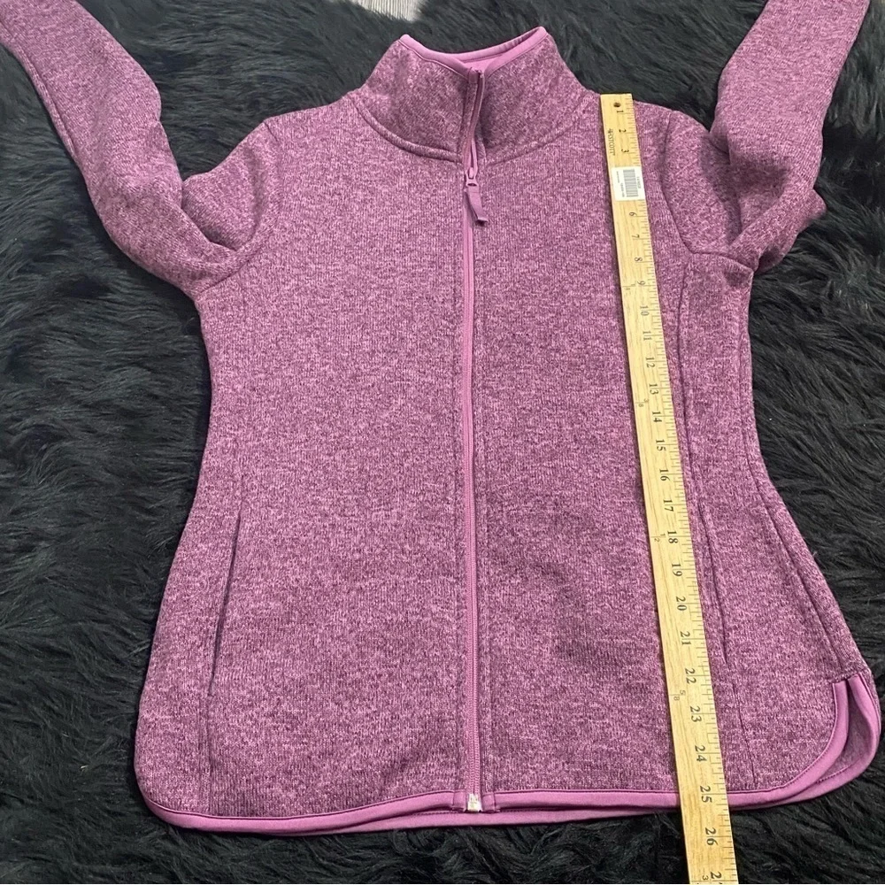 Dip ladies pink jacket size small.  Pockets, zip‎ closure athletic outdoor